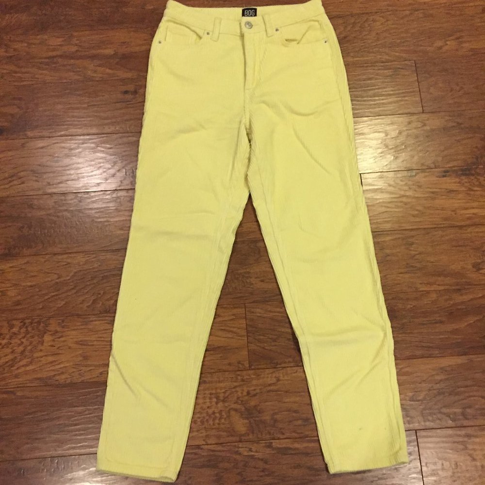 URBAN OUTFITTERS YELLOW CORDUROY PANTS